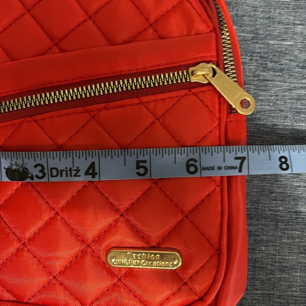 Nip Solid Color Quilted Adjustable Strap Crossbod… - image 4